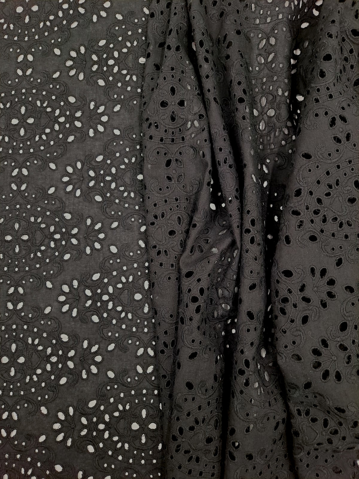 Medallion Broderie Anglaise - Black
