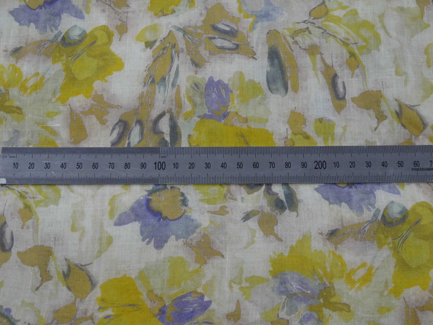 Remnant - 3m Lightweight Ramie Print #13- Abstract Flowers
