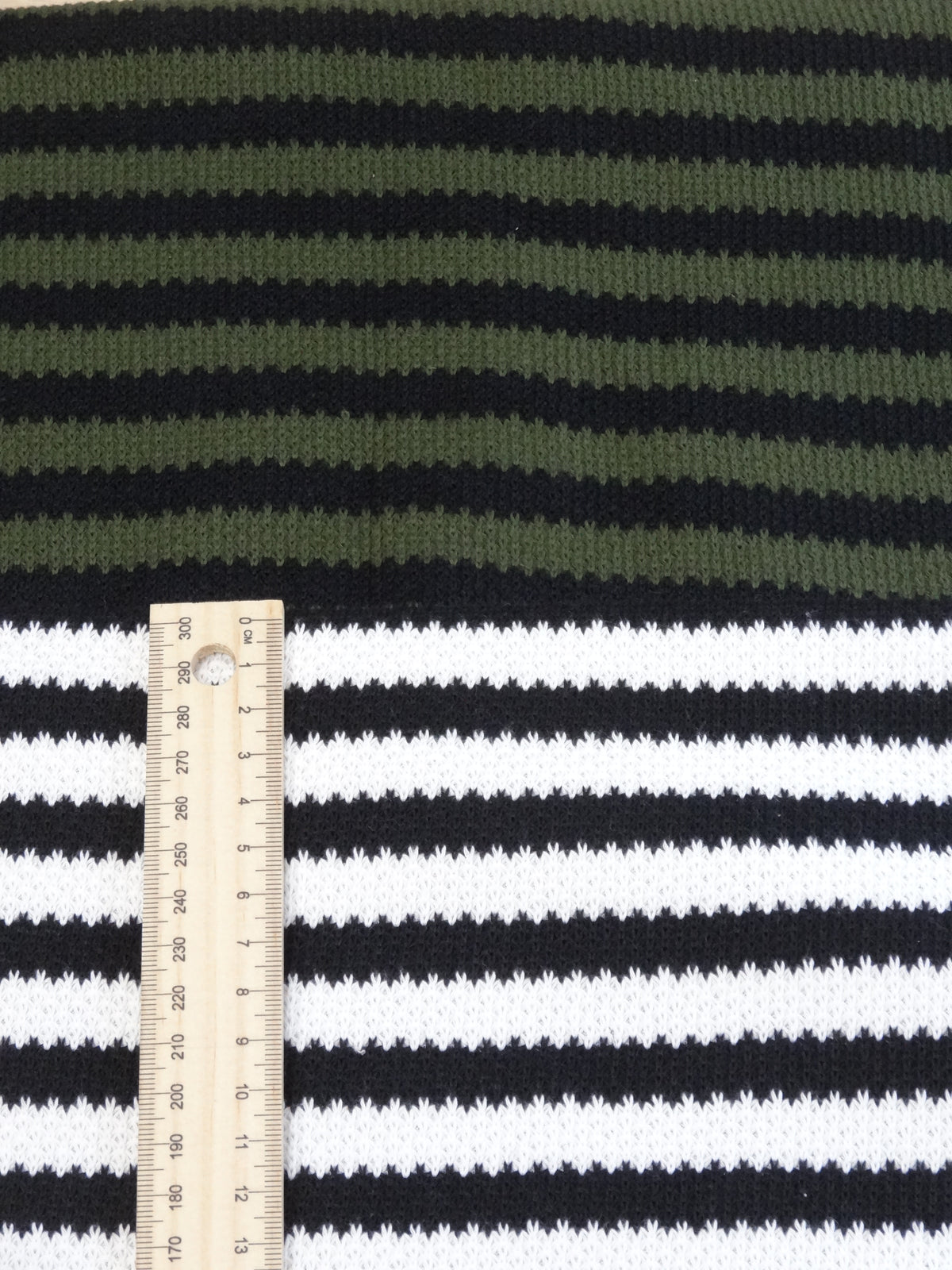 Remnant - 2.m Striped Rib Knit Pack #1