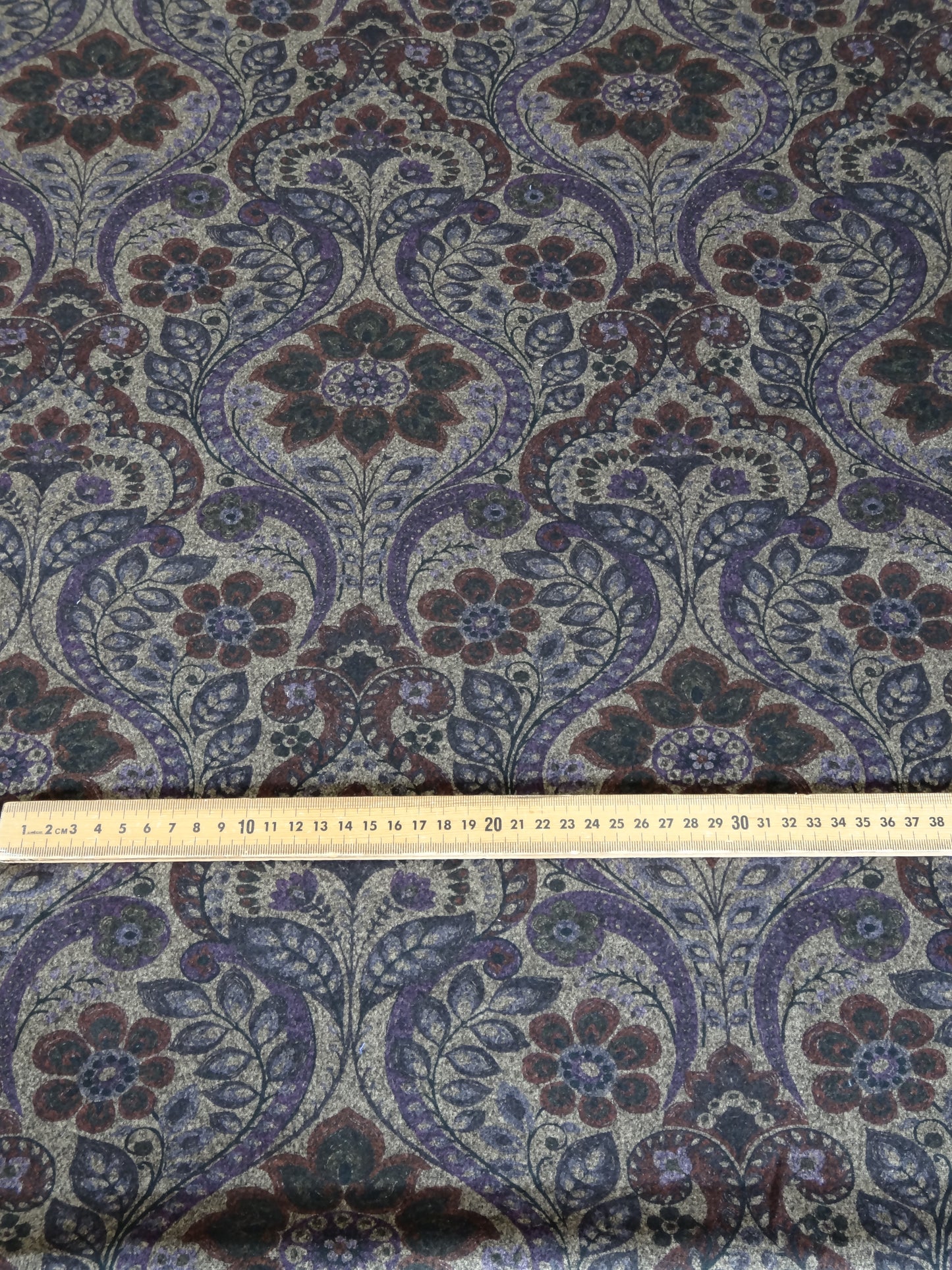 Remnant - 2.8m* Paisley Printed Ponte