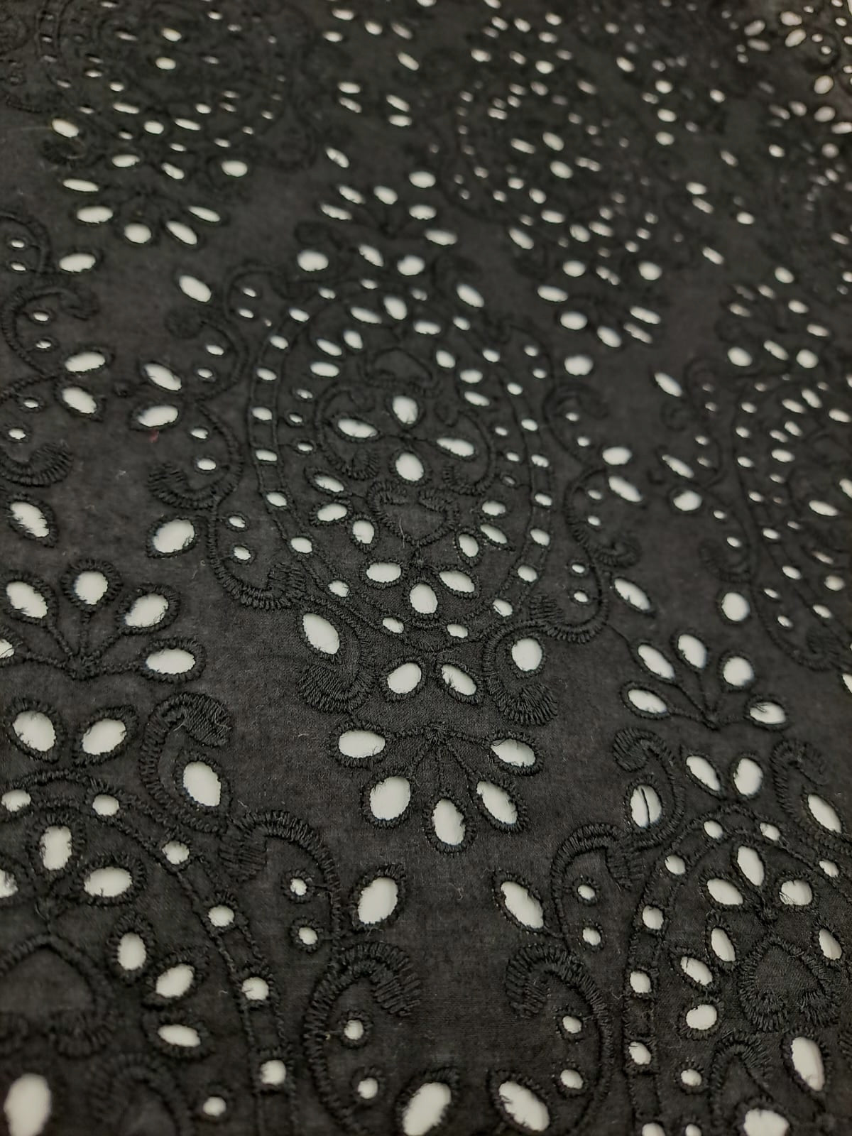 Medallion Broderie Anglaise - Black