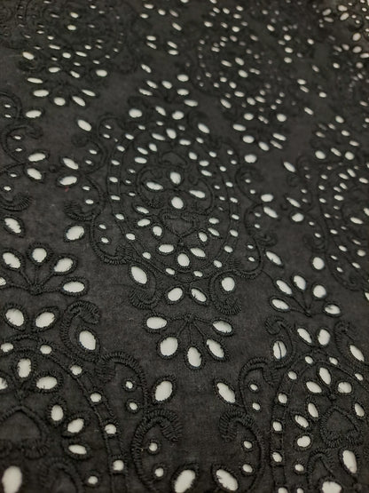 Medallion Broderie Anglaise - Black